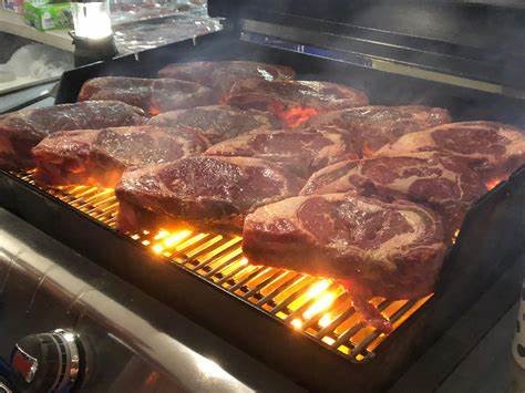 アメリカのBBQはこんなにも豪快 | bbqjo.com