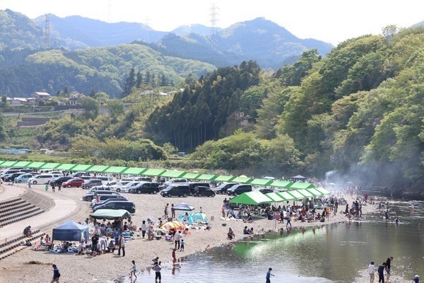 秋川橋河川公園バーベキューランド qjo